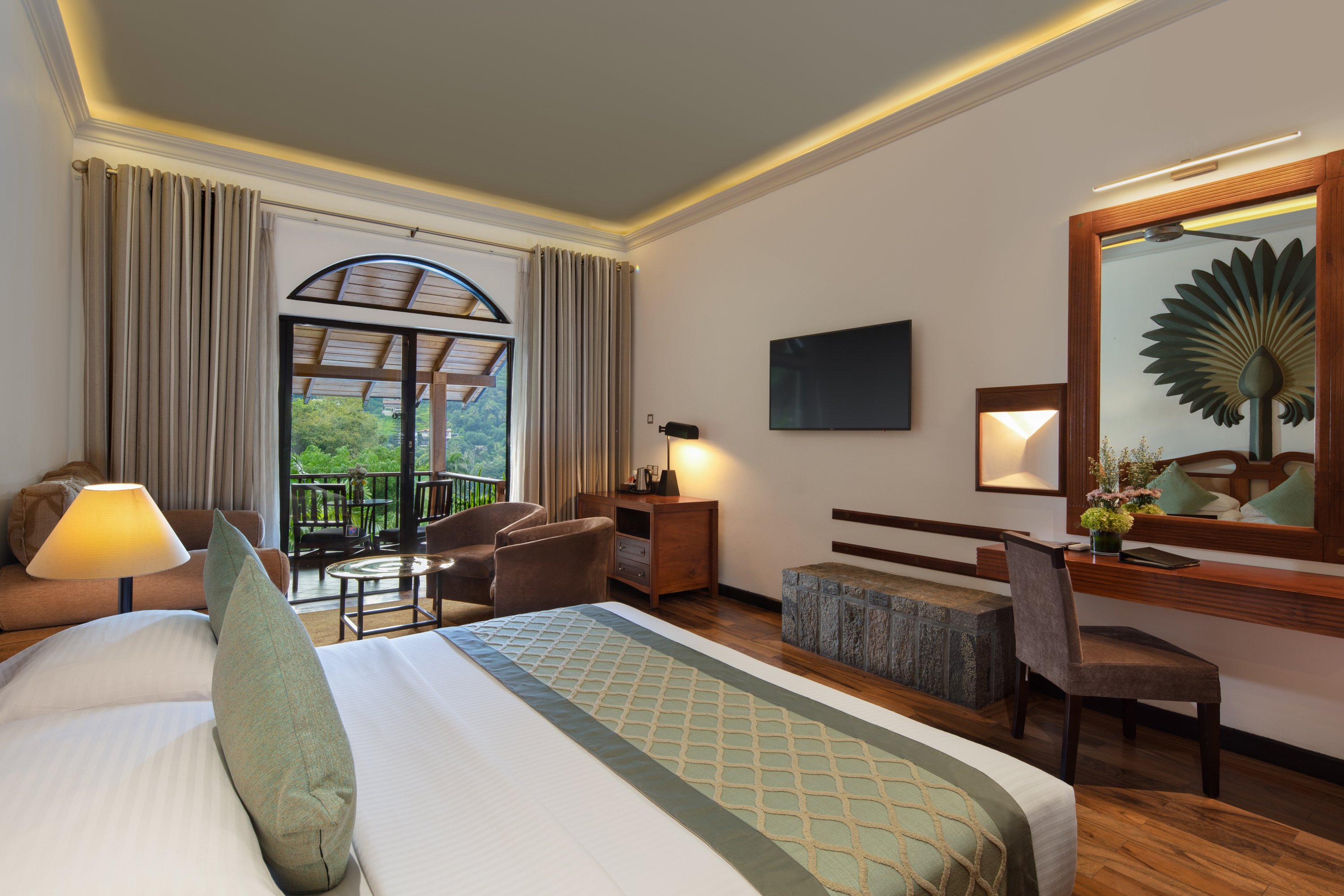 EARLS REGENCY